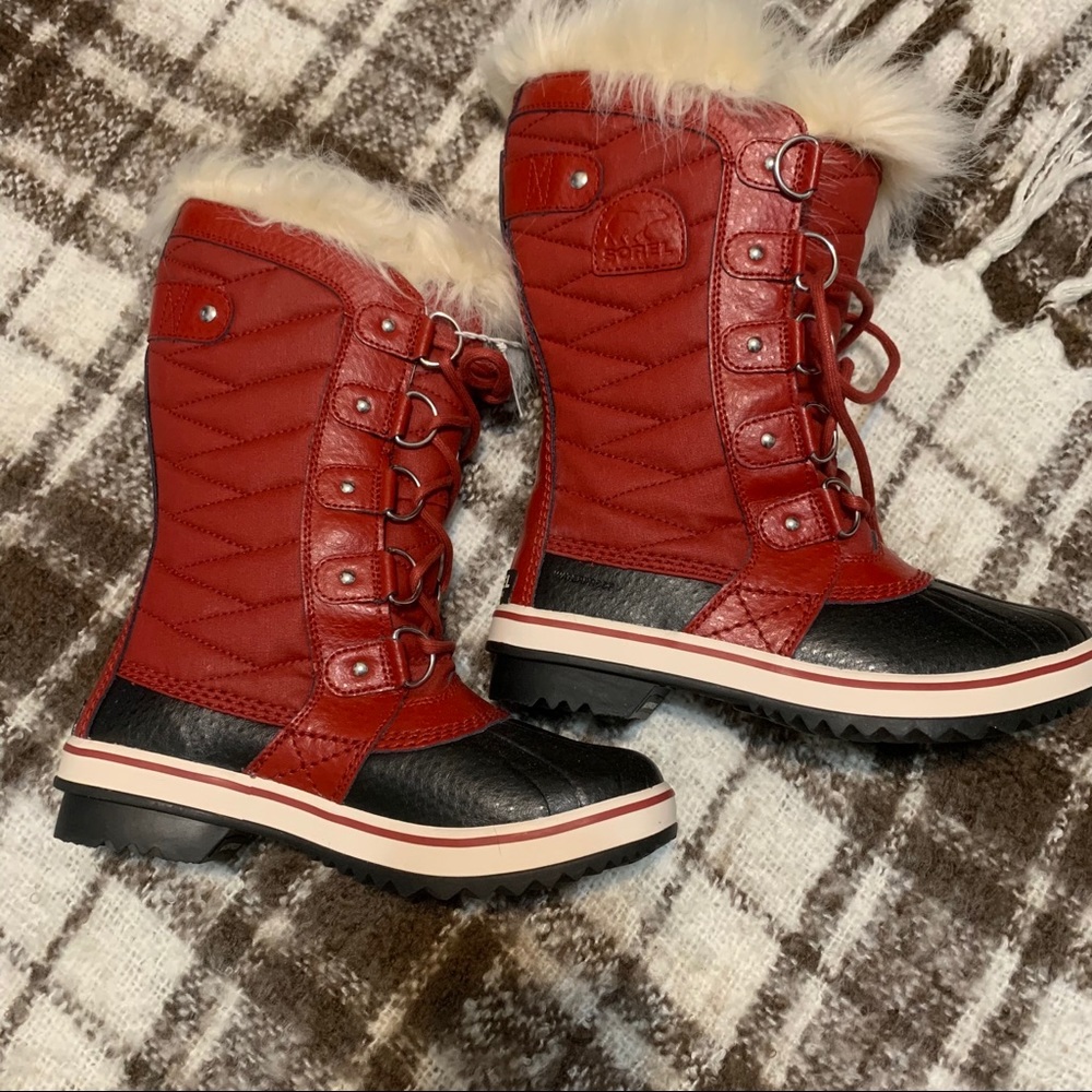Sorel Tofino II Coated Canvas Lined Winter Boots